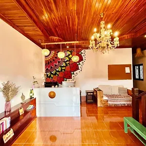 Hostel La Casa Luang Prabang